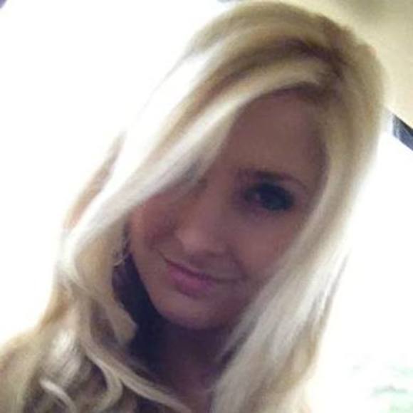 Meet your Posher, Erika - Picture 1 of 1